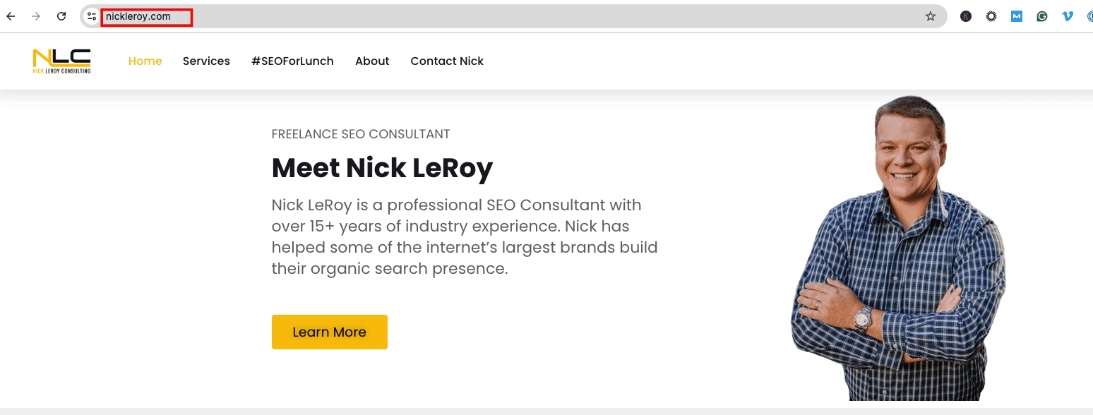 Simple portfolio website homepage showcasing SEO services